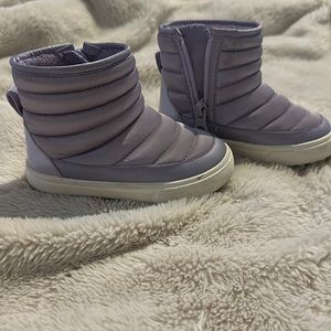 Cat and jack boots